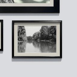 Photo frame 'anyframe' with a river