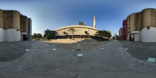 Daytime Plaza