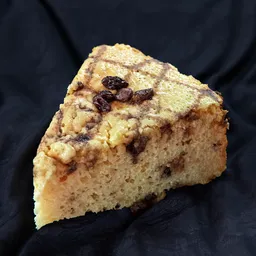 Raisin Cake Slice