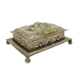 "Vintage Cassette for Stationary - 3D Model for Blender 3D. Photoscanned and retopologized asset featuring a silver box with a gold lid, inspired by 16th-17th-century German and Polish-Lithuanian craftsmanship. Rococo decorations, untextured, and reminiscent of historic goldsmith workshops in Nuremberg and Gdańsk."