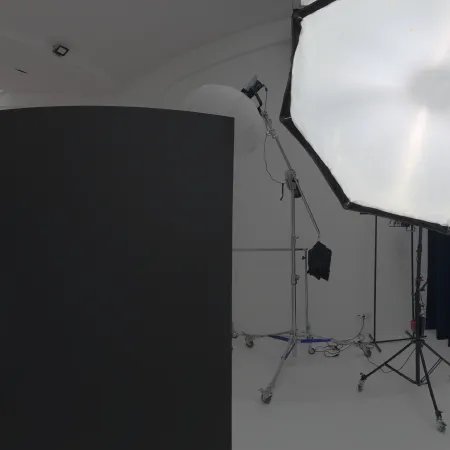 White Studio 05