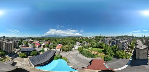 Highsky old building cloud