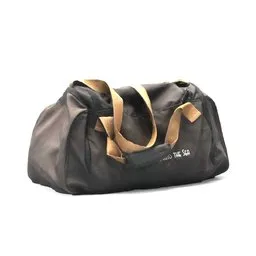 Optimized photoscan of a realistic gym bag for Blender 3D with minimal UV space and low geometry, ideal for various interior scenes.
