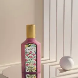 Mirror Reflection Scene