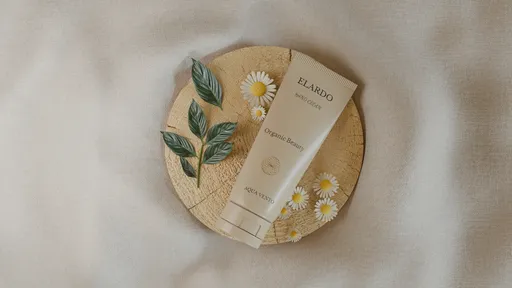 Hand Cream Scene