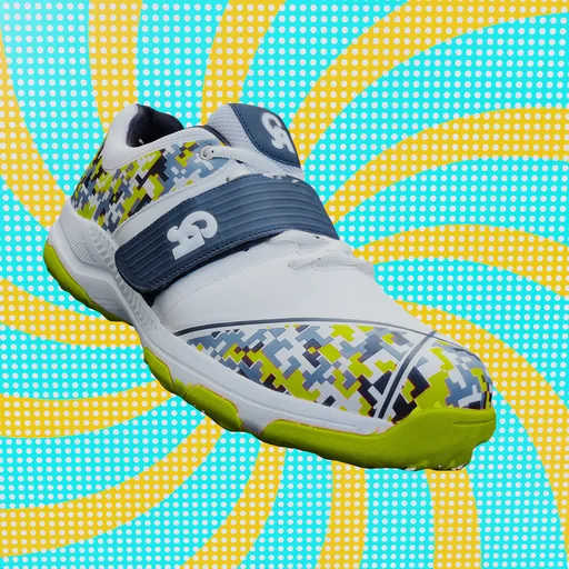 Detailed realistic 3D sports shoe model with vibrant design, high-quality texture, and clean quad mesh for Blender.