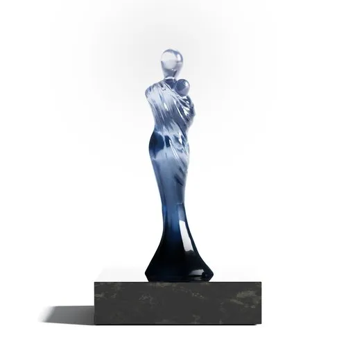 Elegant 3D glass maternal sculpture with child, Blender render, using AmbientCG materials.