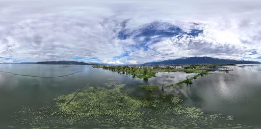 Green lake bluesky cloud