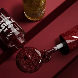 Shimmer nail enamel texture shot