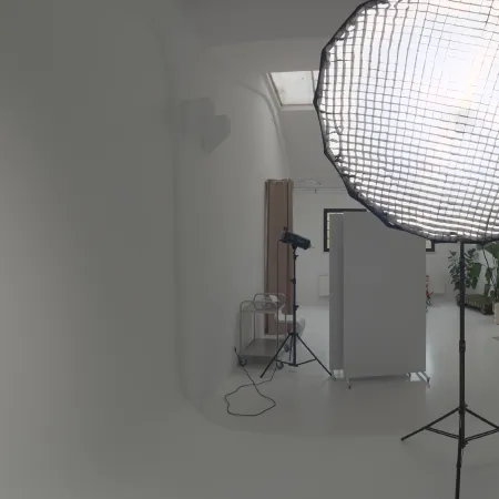White Studio 03