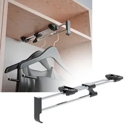 Pull-out hanger (rigged)