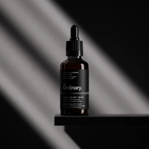 Serum Product Shot