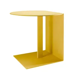 Oda Pedestal Table