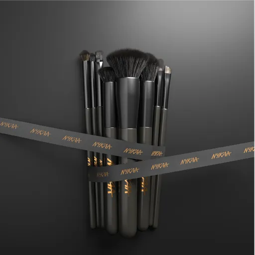 Makeup brushes with ribbon