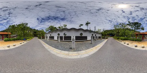 Cloudy daytime roadside