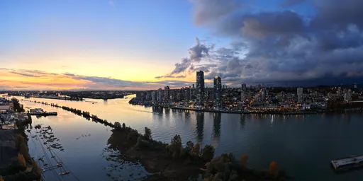 Cityscape Skyline Cloudy Twilight