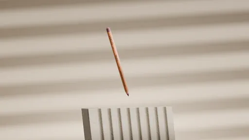 Luxury Lip Liner Product Visualization